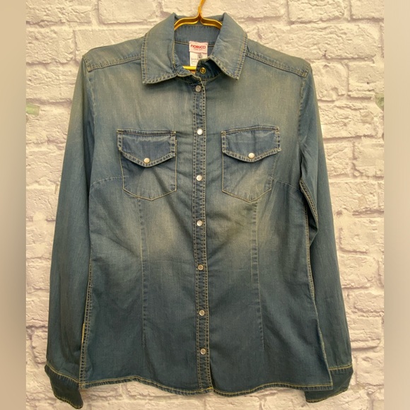 NWT Fiorucci Denim Pearl Button Down Shirt size 42 US Small Western - Picture 1 of 12